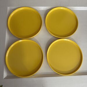 4 pc Vintage Salad Plates Heller Massimo Vignelli Yellow Melamine 7.5 Inches